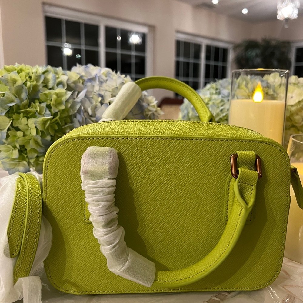 Kurt Geiger London ~ NWT - Small Highgate Tote & Crossbody - MSRP $238 - Picture 3 of 5
